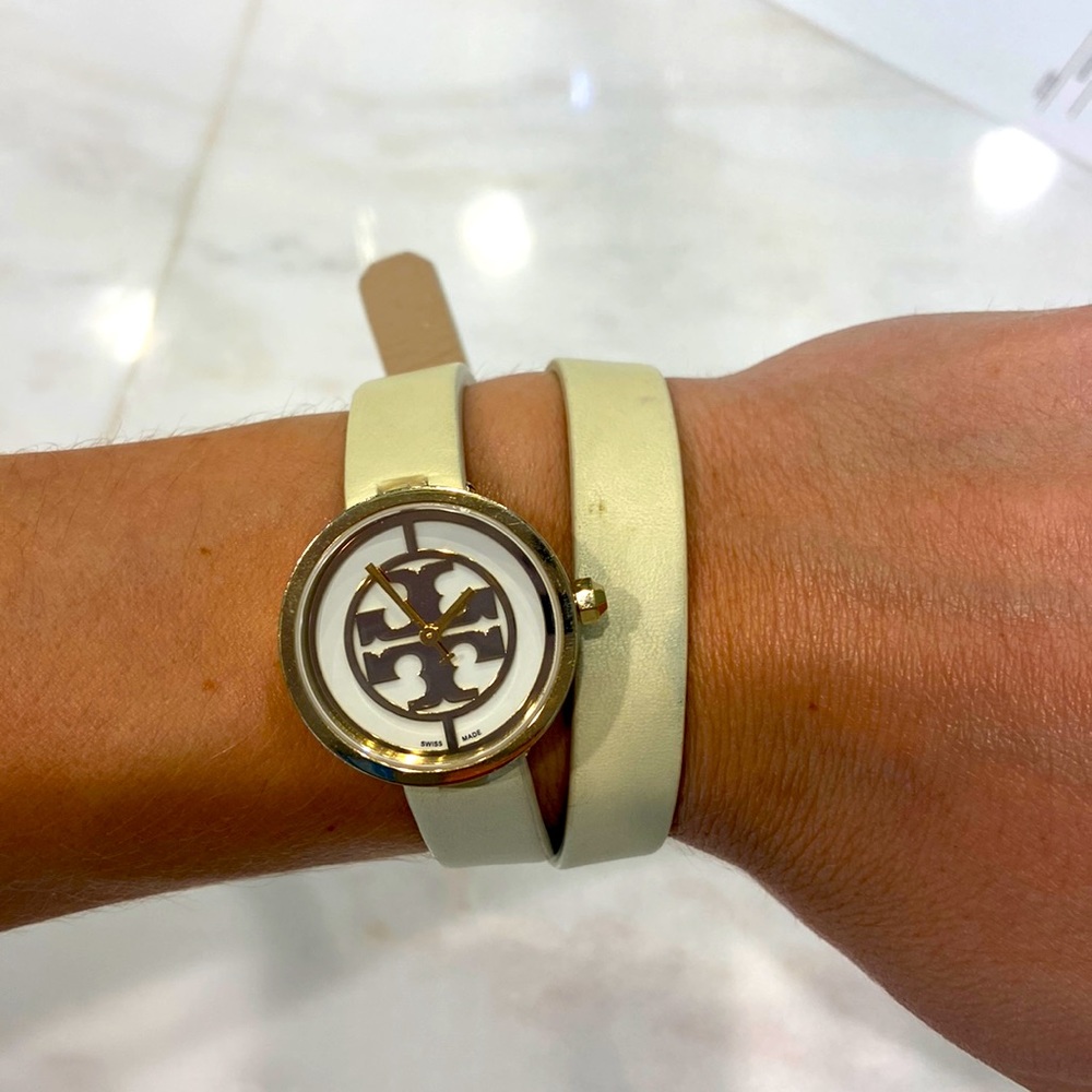 Tory Burch Wrap bracelet white watch